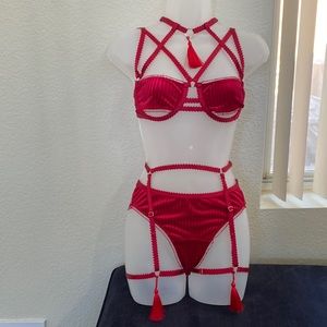 Jia atelier lingerie 3-piece set